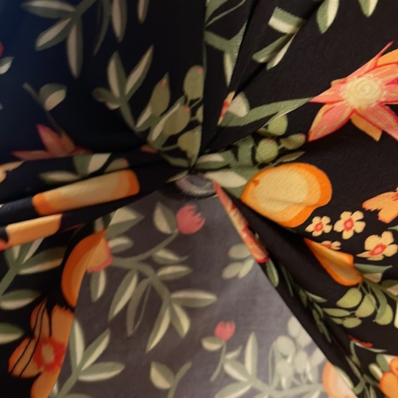 Super cute Lula roe - Picture 4 of 5